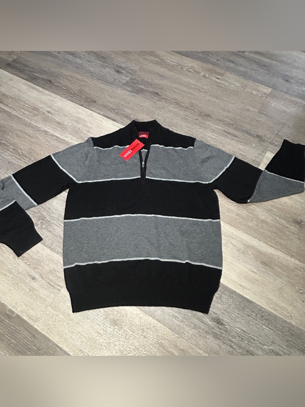 NWT IZOD Mens Small Striped 1/4 Zip Fine Gauge Knit Sweater Charcoal Black